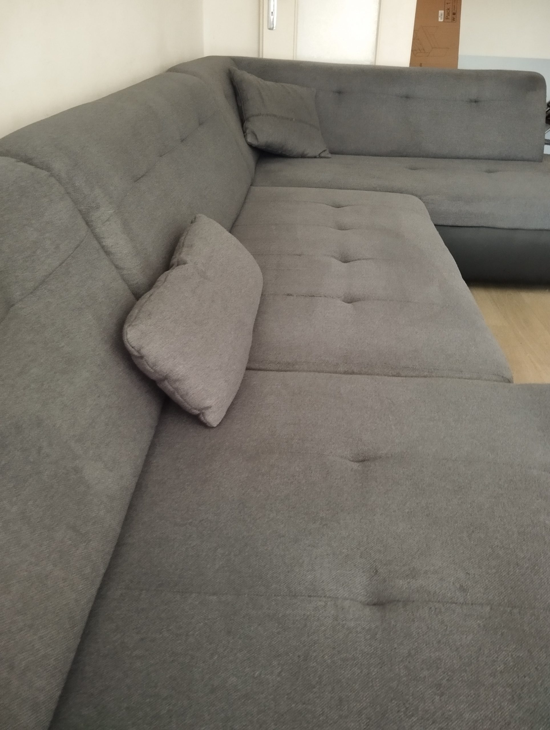 Après — canapé tissu nettoyé par ÔDOME